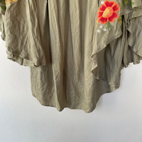 Altar’d State Size XS Emnroidered Khaki babydoll - Picture 5 of 9